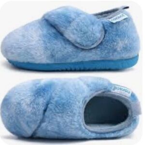 NEW Cozy Women’s Winter Fuzzy Blue Slippers By COFACE Size US 7, NWT